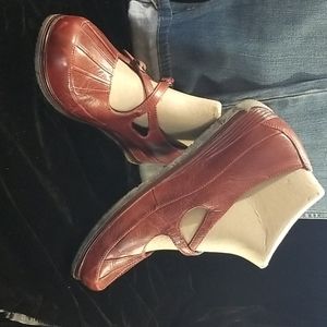 Dansko old style shoe